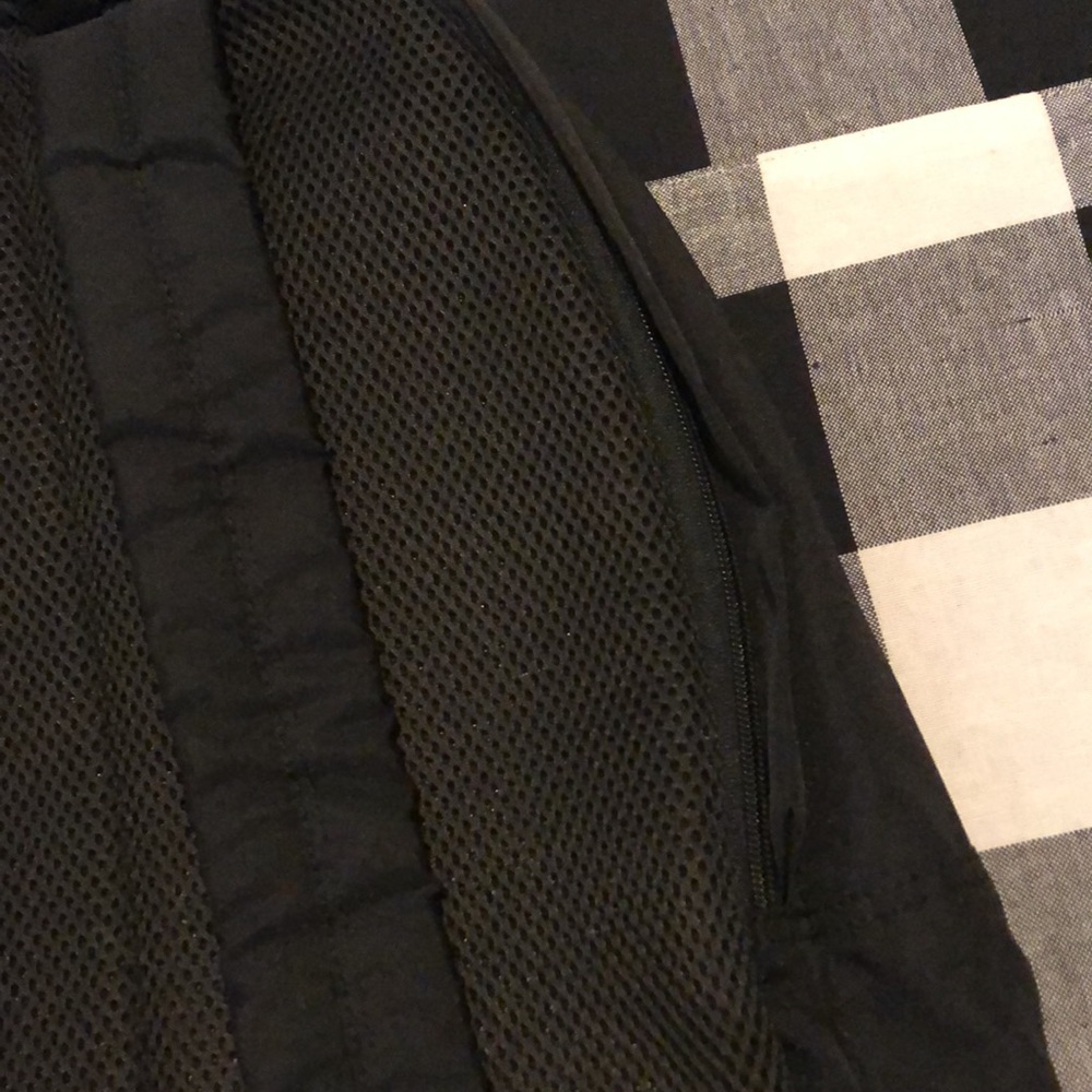Uniqlo Black Travel Backpack Bookbag - Picture 12 of 16